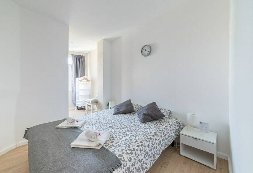 اتاق کلاسیک, Swissporto Guest House