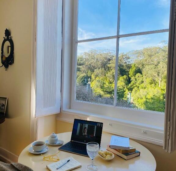 سوئیت رویال, Casa Holstein Quinta De Sao Sebastiao Sintra