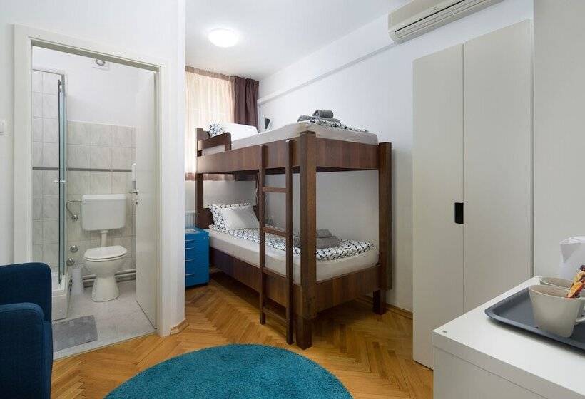 스탠다드 룸, Hostel Bureau