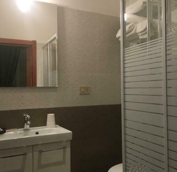 غرفة إقتصادية, Albergo Glory