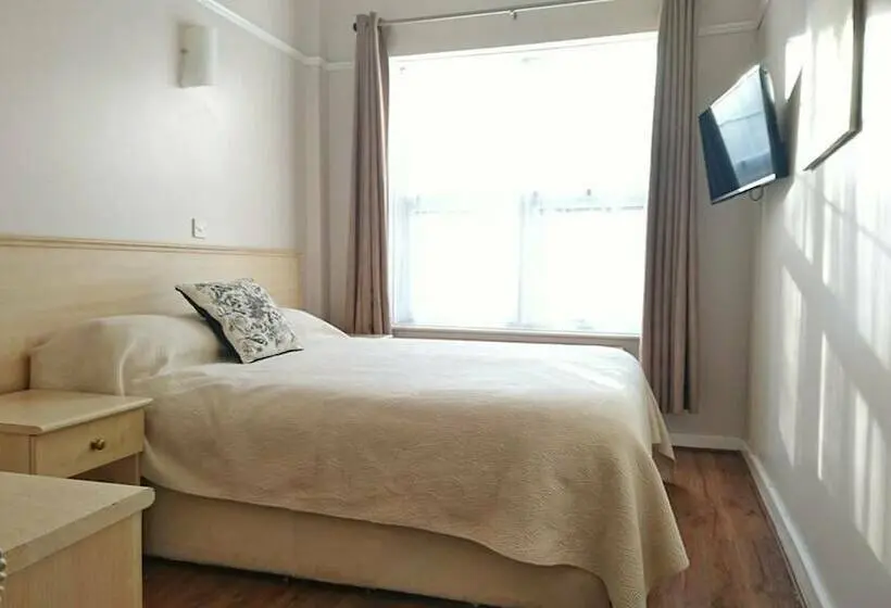 Standard-huone, Avis