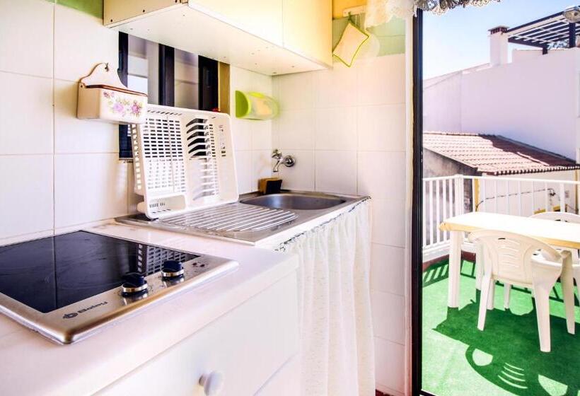 شقة غرفة واحدة, Casa Morais