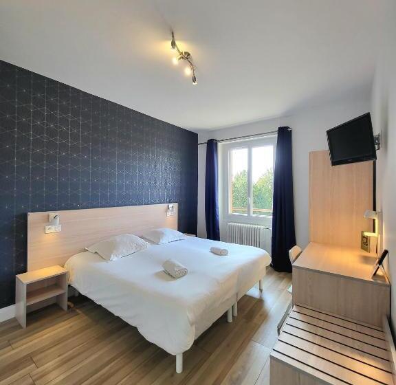 חדר סטנדרט לשלושה, Cit Hôtel La Résidence