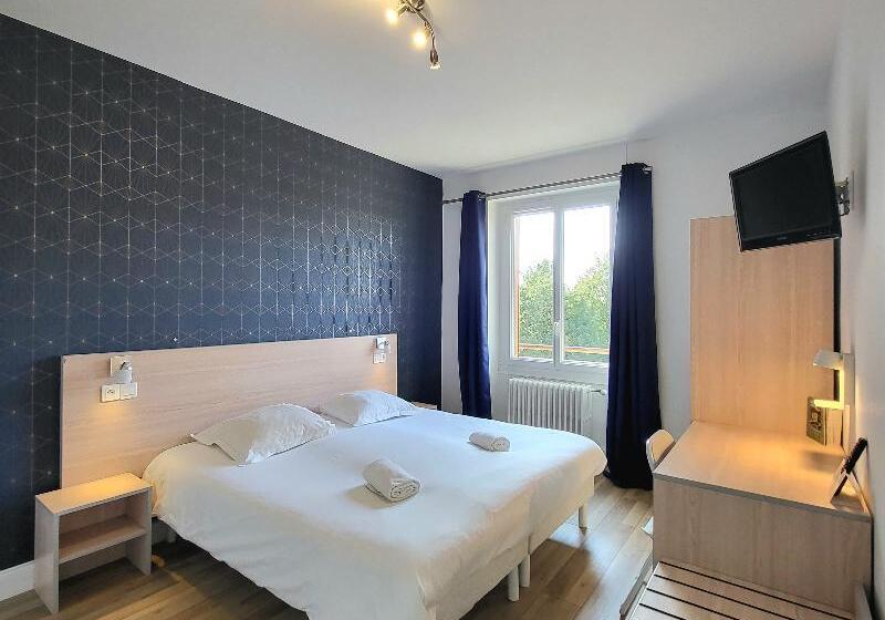 Номер Стандарт, Cit Hôtel La Résidence