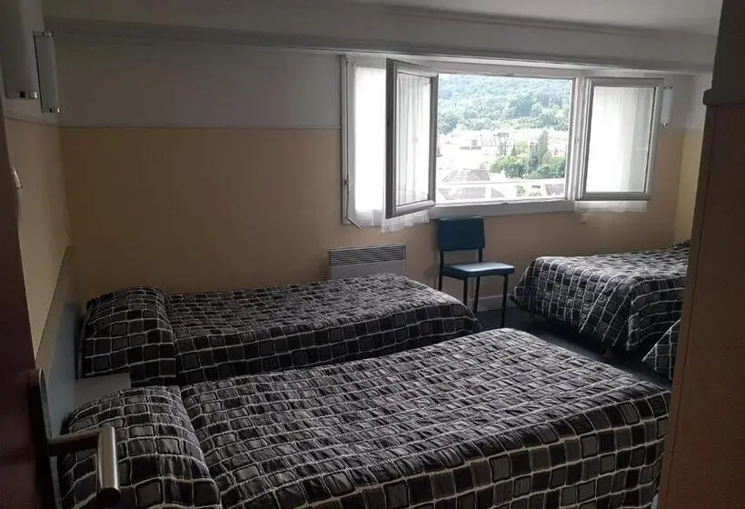 اتاق استاندارد سه نفره, Hôtel Saint Sébastien