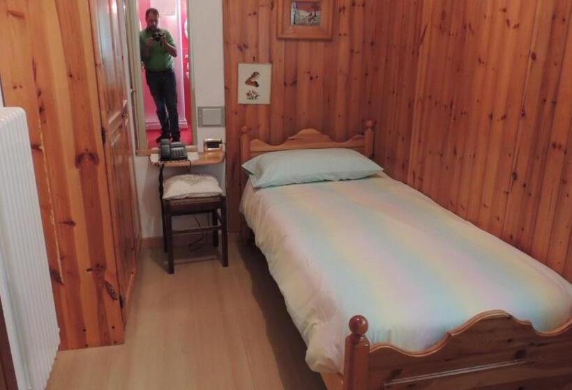 غرفة إقتصادية فردية, La Meridiana