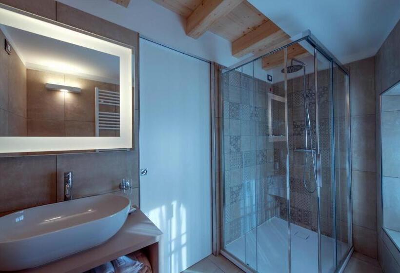 חדר סופריור לשלושה, La Meridiana