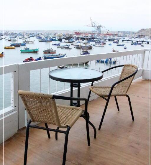 اتاق استاندارد, Náutico De Paita