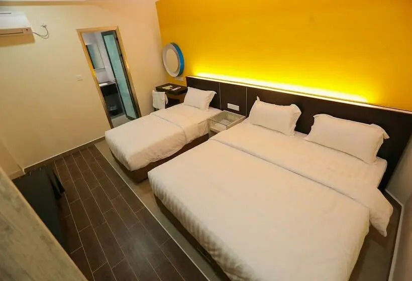 اتاق لوکس خانوادگی, Pantai Regal