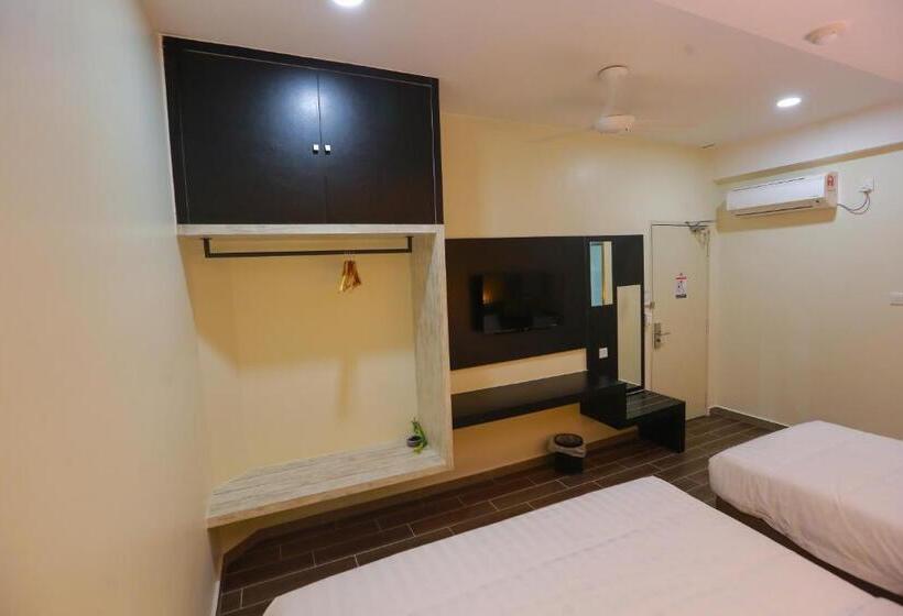 غرفة ديلوكس عائلية, Pantai Regal