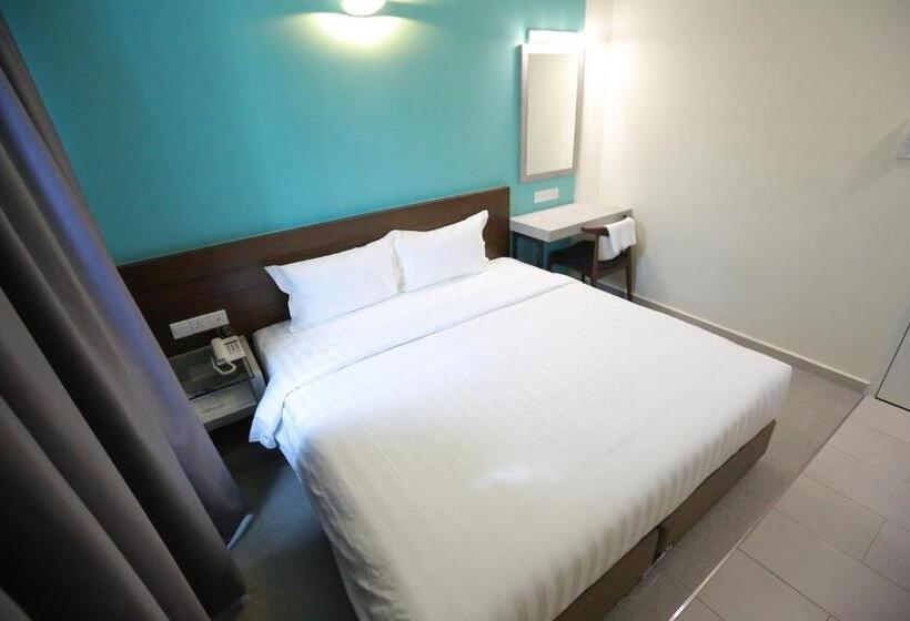 חדר דחוקס עם מיטת קינג, Pantai Regal