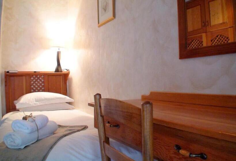 이코노미 싱글 룸, Polokwane Place