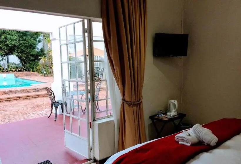 プールの見えるデラックスルーム, Polokwane Place