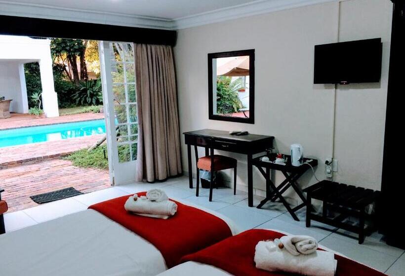 풀장 전망 디럭스 룸, Polokwane Place