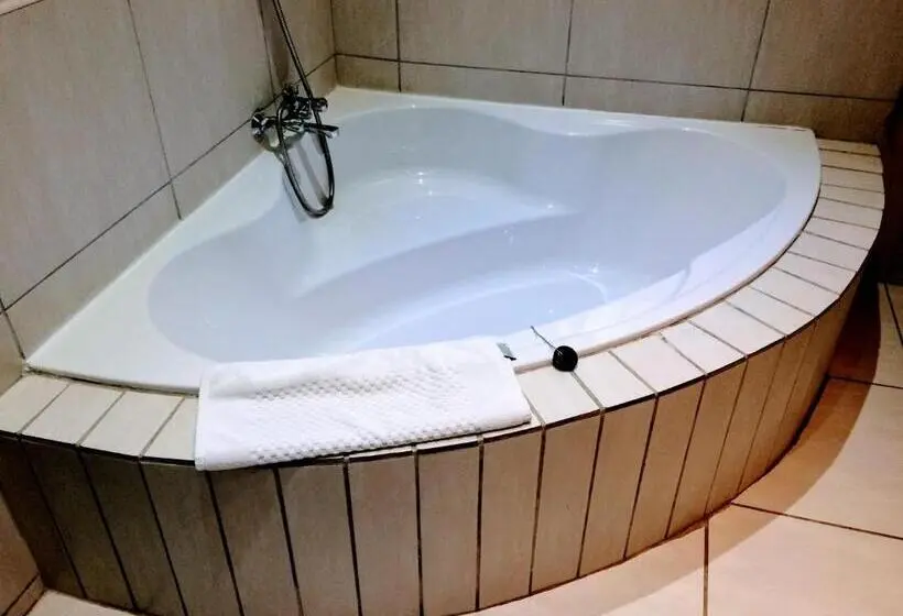 ガーデンビューデラックスルーム, Polokwane Place