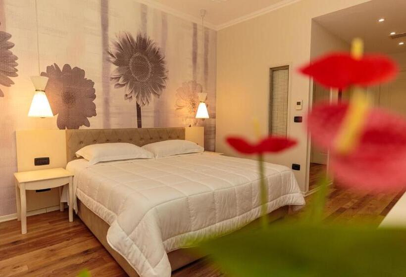 חדר סטנדרט עם מרפסת, Regina City Hotel & Spa