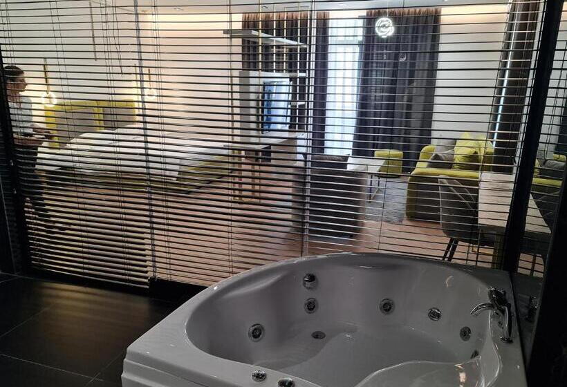 סוויטה דלוקס, Regina City Hotel & Spa