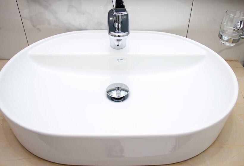 חדר קומפורט לשלושה, Regina City Hotel & Spa