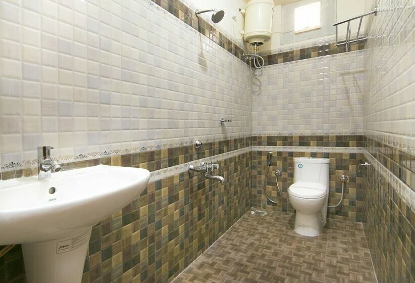 Chambre Executive, Shoba Tulip