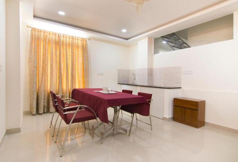 Studio Standard, Shoba Tulip