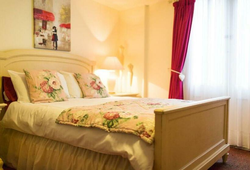 חדר סטנדרט, The Bell