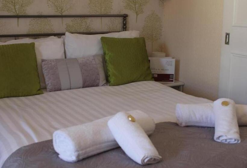 Номер Стандарт Трехместный, The Heidi Bed & Breakfast