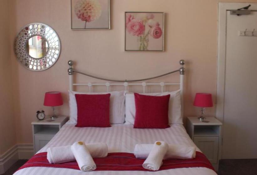 Номер Стандарт Трехместный, The Heidi Bed & Breakfast