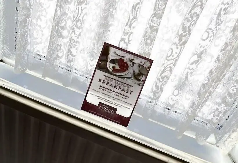 デラックスの４人部屋, The Heidi Bed & Breakfast