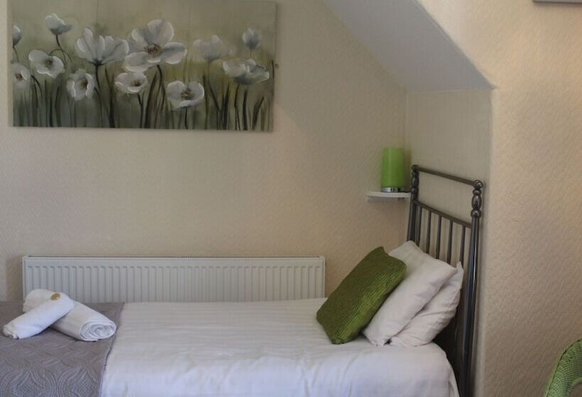 Номер Стандарт Трехместный, The Heidi Bed & Breakfast