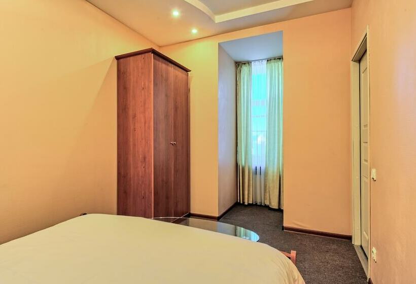 １ベッドルームアパートメント, Oksanas Nevskiy 88