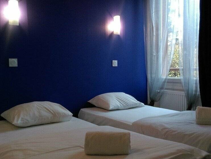 Номер Стандарт, Cit Hôtel La Résidence