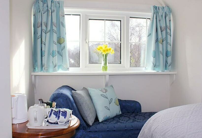 Номер Стандарт, Whitemoor House B&b