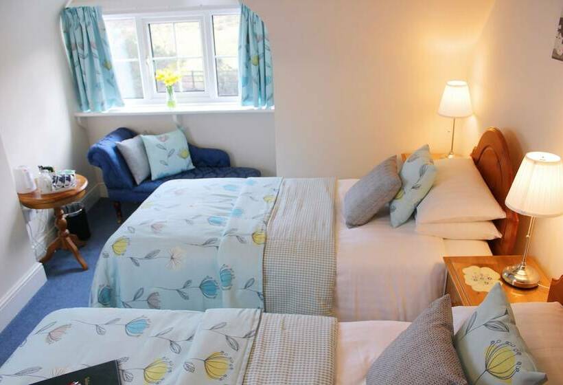 Номер Стандарт, Whitemoor House B&b