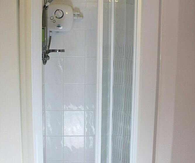 Номер Стандарт, Whitemoor House B&b