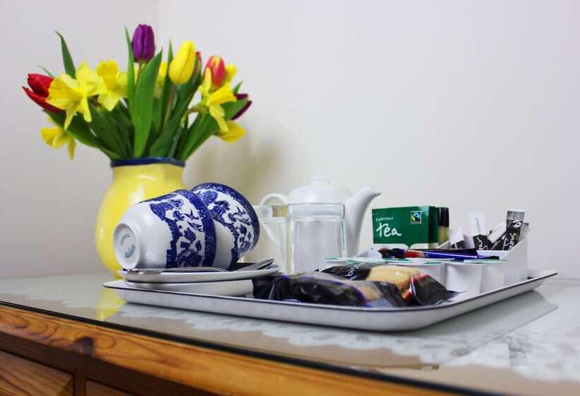 Номер Стандарт, Whitemoor House B&b