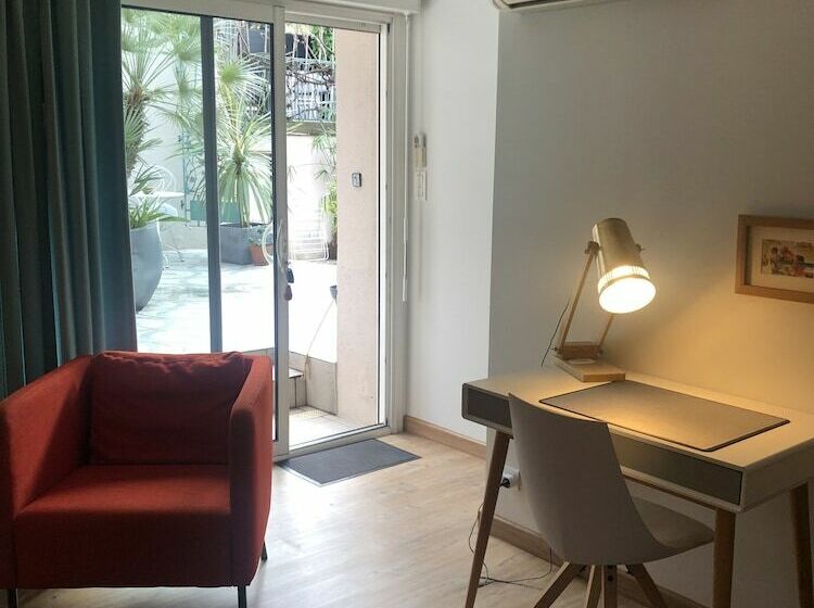 스탠다드 룸, Couette Et Café