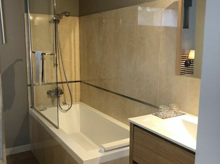 חדר סטנדרט, Couette Et Café