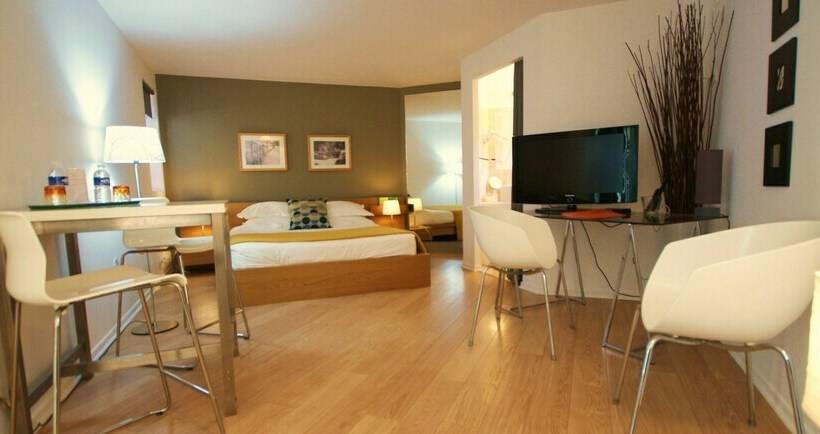 חדר סטנדרט, Couette Et Café