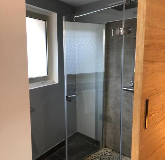 חדר סטנדרט, Couette Et Café