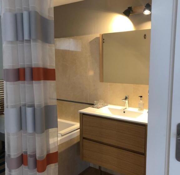 חדר סטנדרט, Couette Et Café