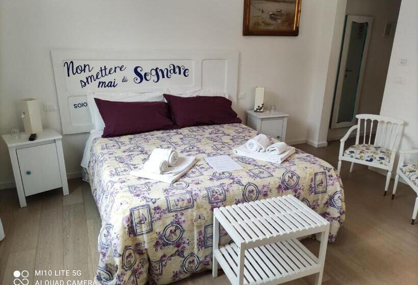 اتاق لوکس, Ramo Rosso Di Paolo Natalini