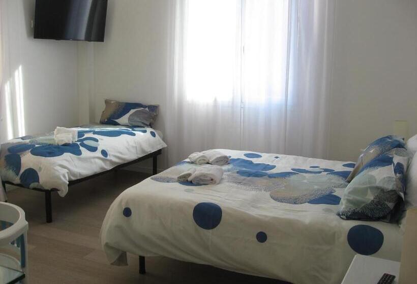 اتاق لوکس, Ramo Rosso Di Paolo Natalini