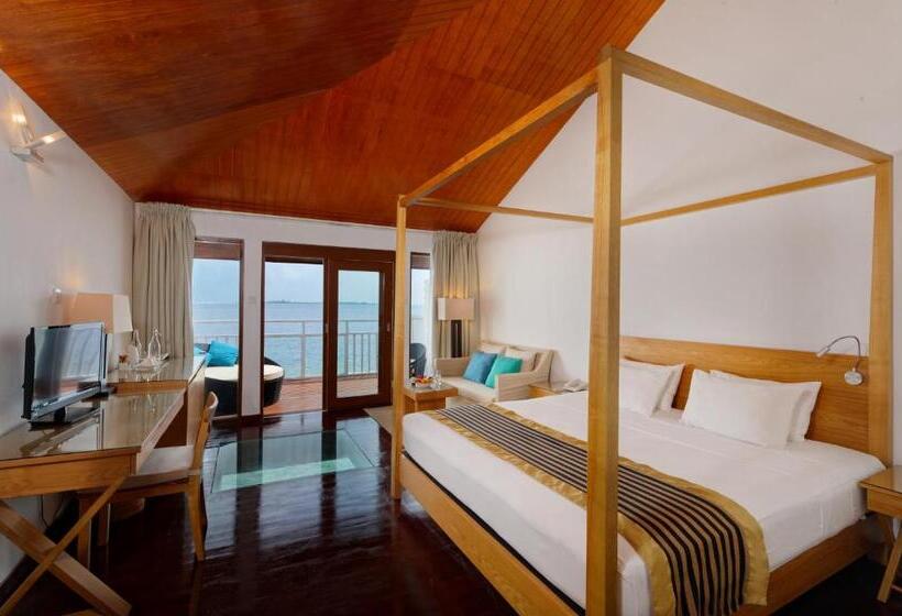 Enrumsvilla, Embudu Village Resort