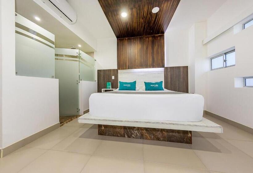 标准间, San Antonio Plaza