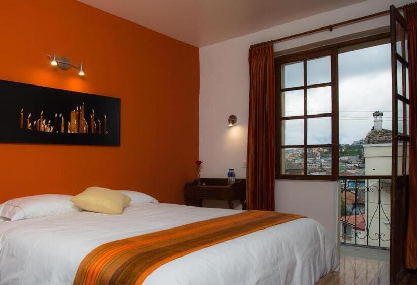 Quarto Estandar com Sacada, Casa Ecuatreasures Centro Historico