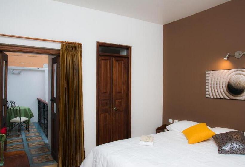 Quarto Deluxe, Casa Ecuatreasures Centro Historico