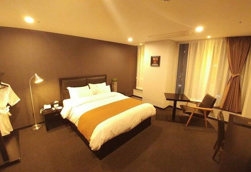 标准间, Gangneung Tourist