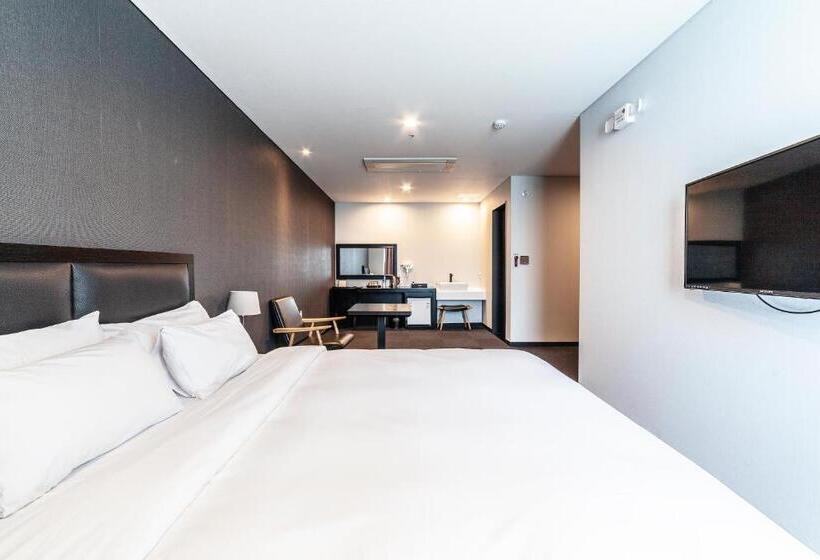 标准间, Gangneung Tourist