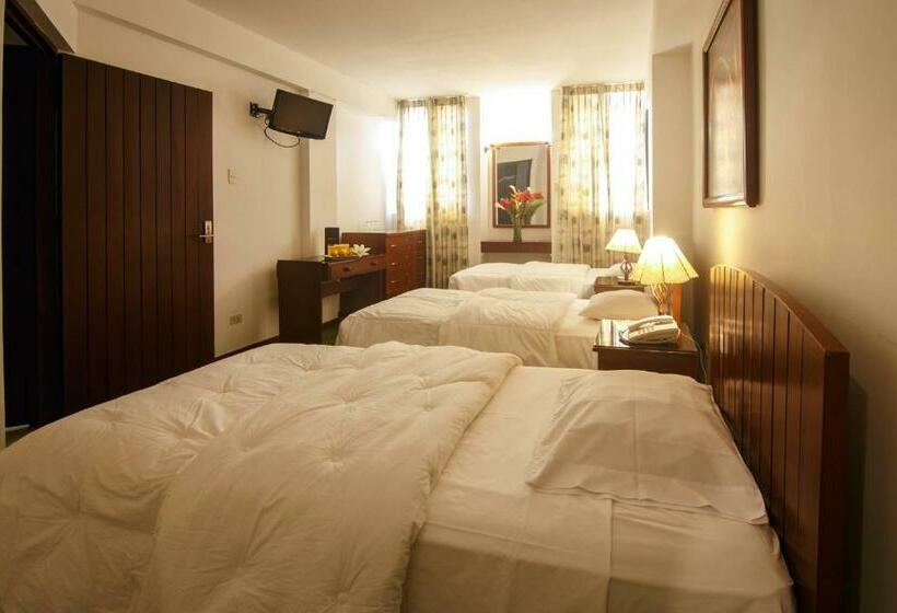 اتاق استاندارد سه نفره, Marcoantonio