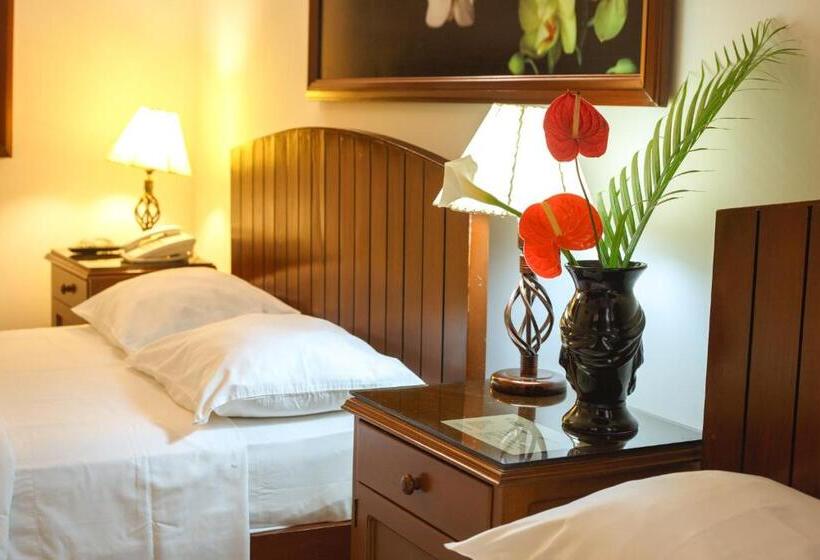 اتاق استاندارد, Marcoantonio